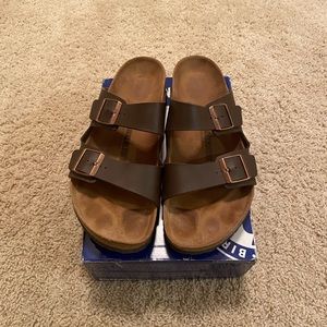 Like New Birkenstock Arizona